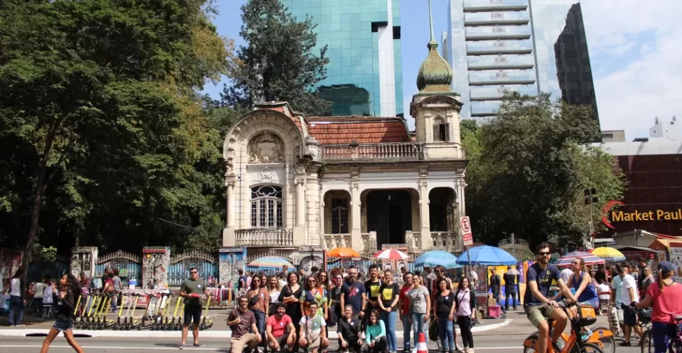 Passeie pelas ruas com a gente